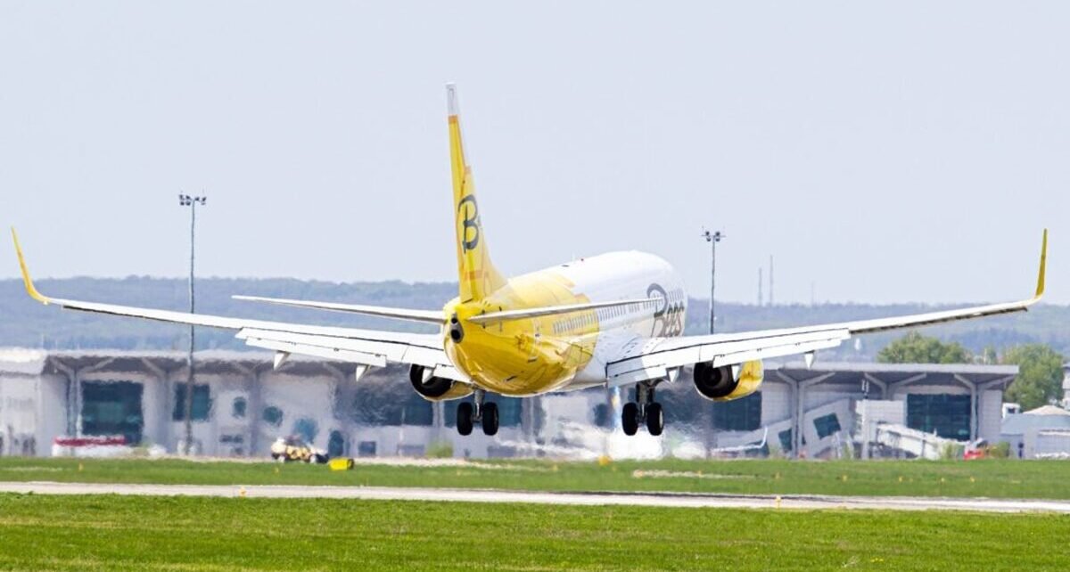 Лоукостер Bees Airline буде двічі на тиждень літати з Харкова до Анталії
