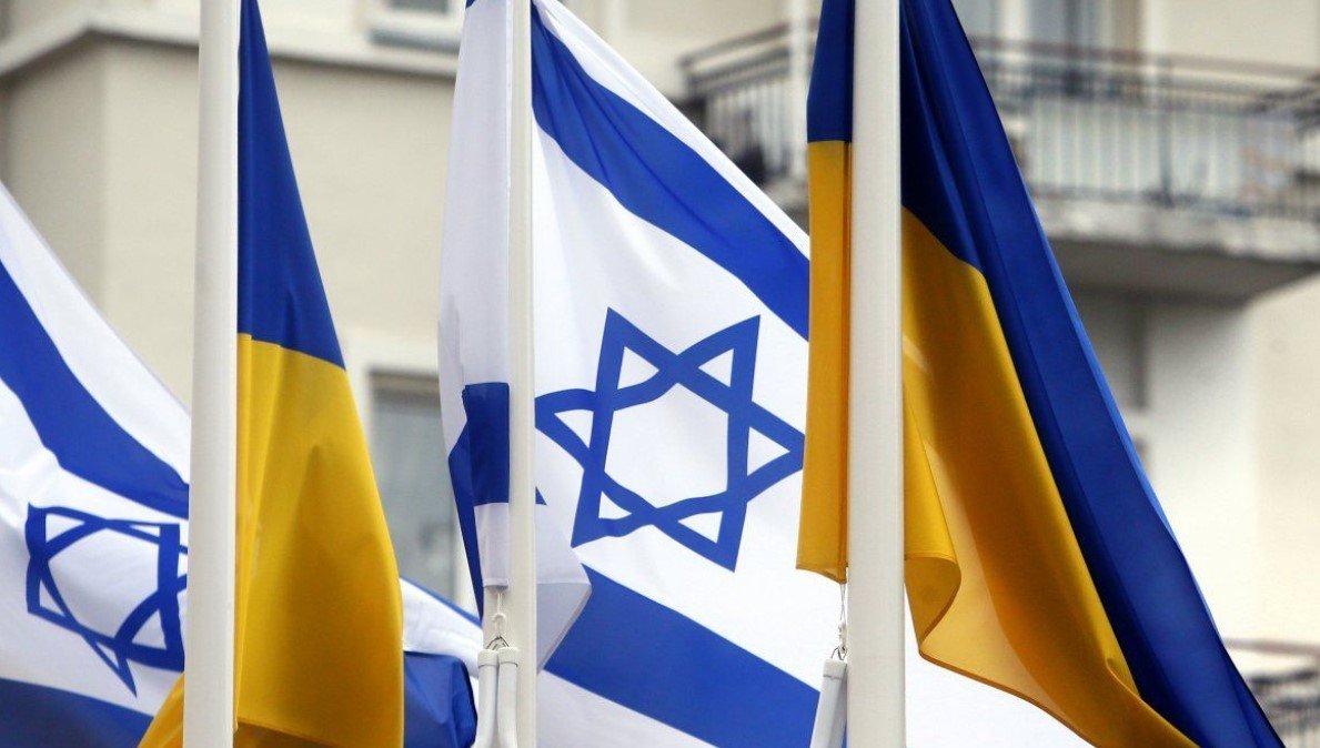 Через обстріли в Ізраїлі українцям рекомендують уважно відстежувати повідомлення місцевих компетентних органів