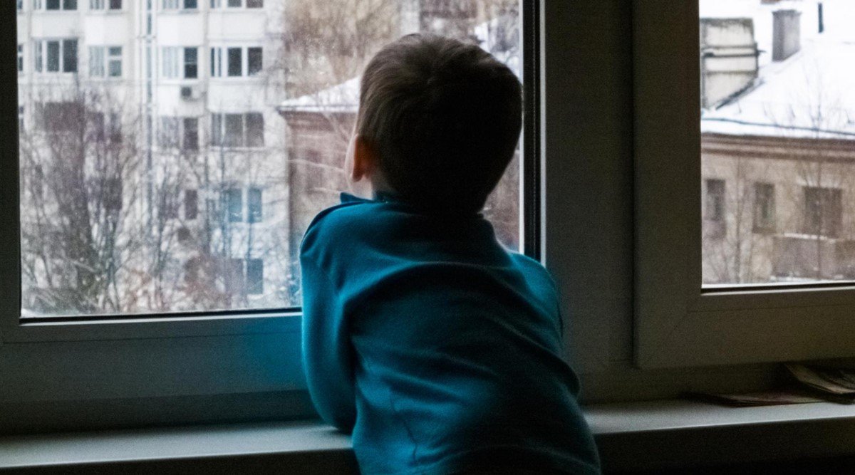 В Україні мають намір зробити більш жорсткою процедуру всиновлення дітей