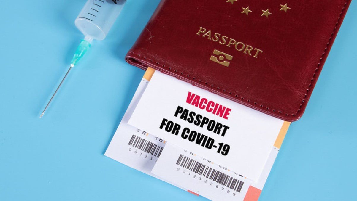 В ЕС не смогли согласовать систему внедрения COVID-паспортов