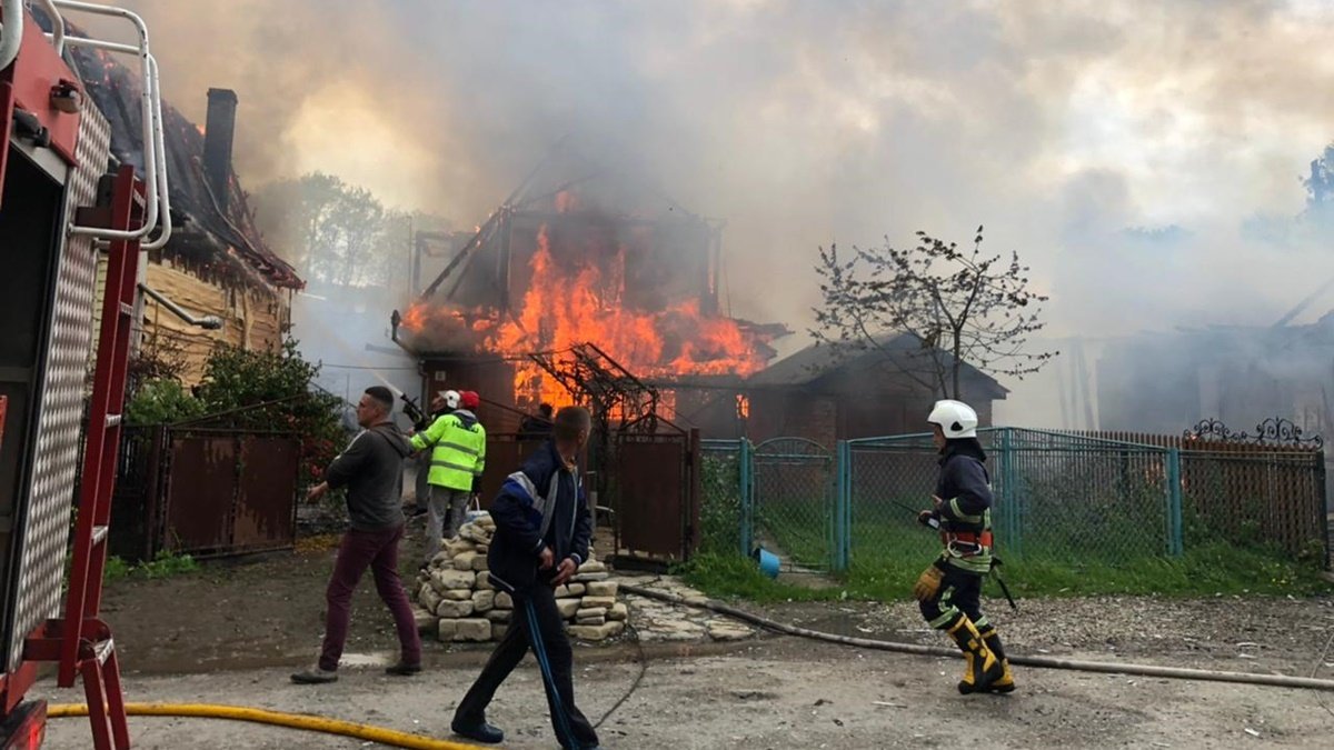 В Ивано-Франковской области горел магазин стройматериалов: есть пострадавший
