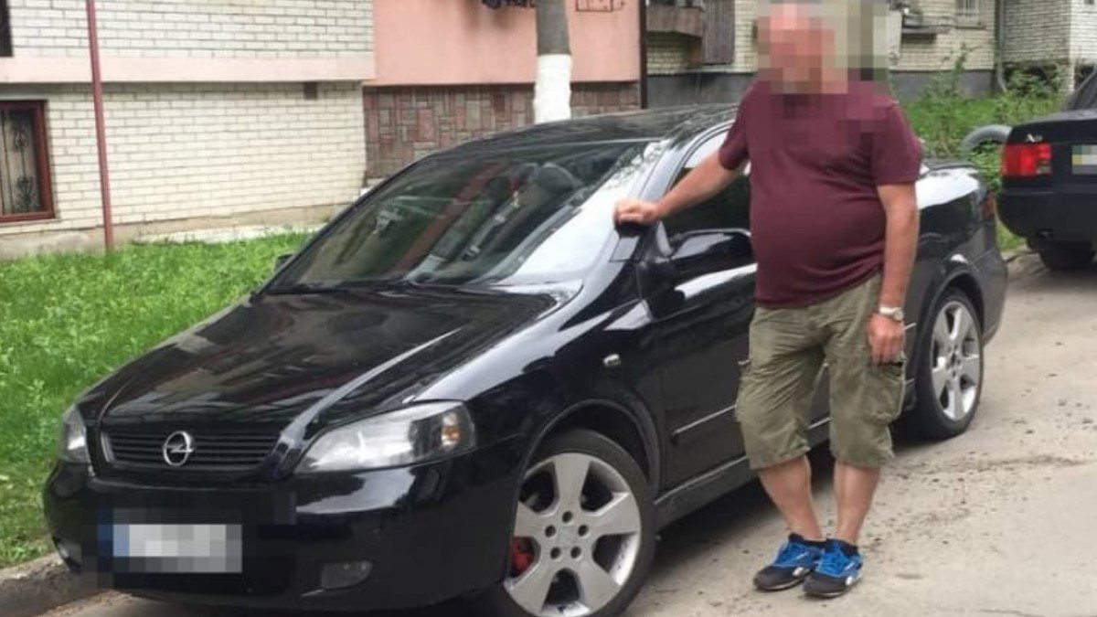 Забув, де припаркував авто: у Львові чоловік викликав наряд поліції і отримав штраф