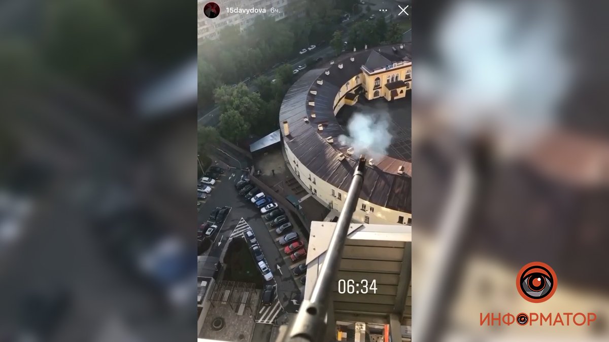 В Киеве парень снял в Instagram, как стреляет из винтовки по воинской части. В его квартиру нагрянули с обысками