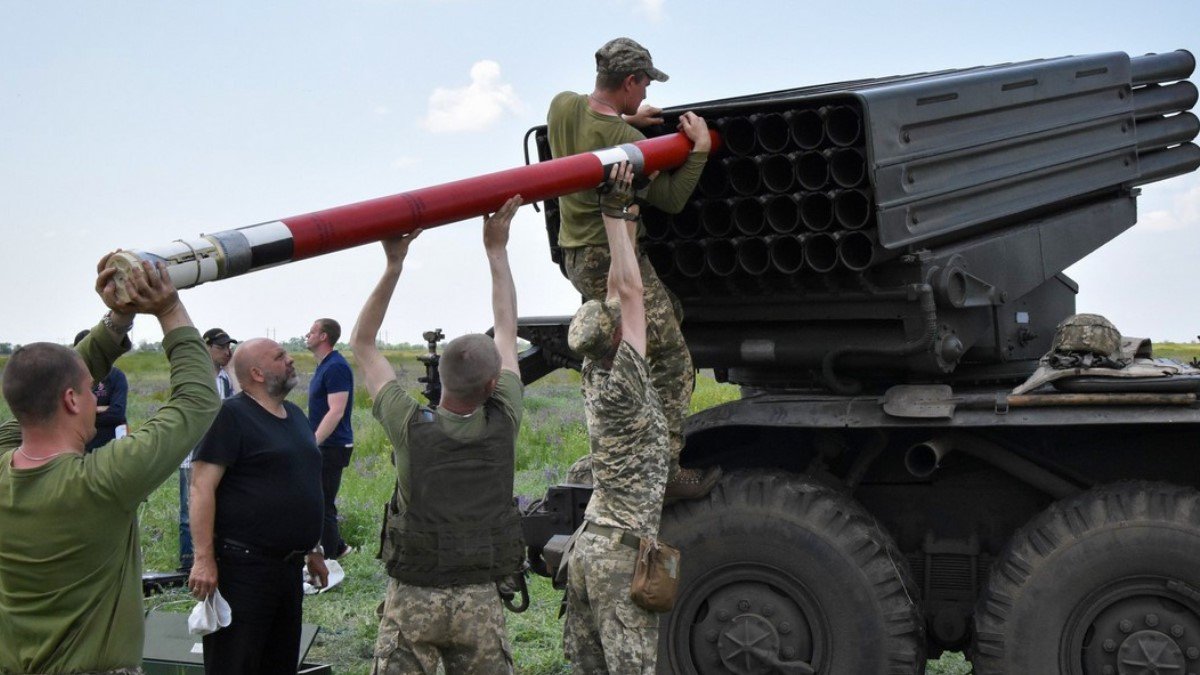 В Украине провели испытания реактивных снарядов для системы «Град»