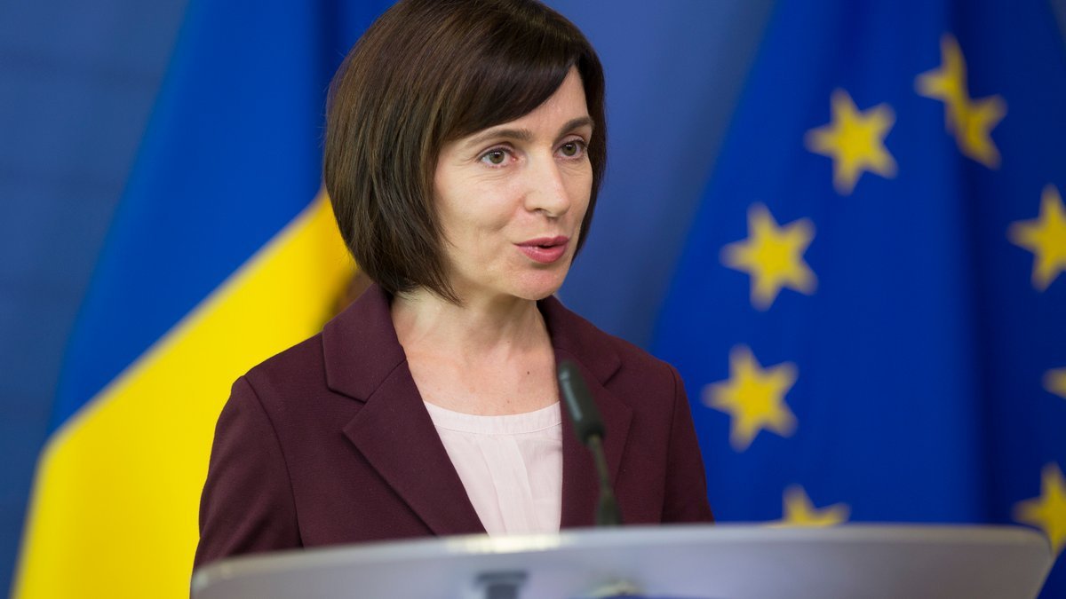 Санду обвинила главу МВД Молдовы в организации слежки