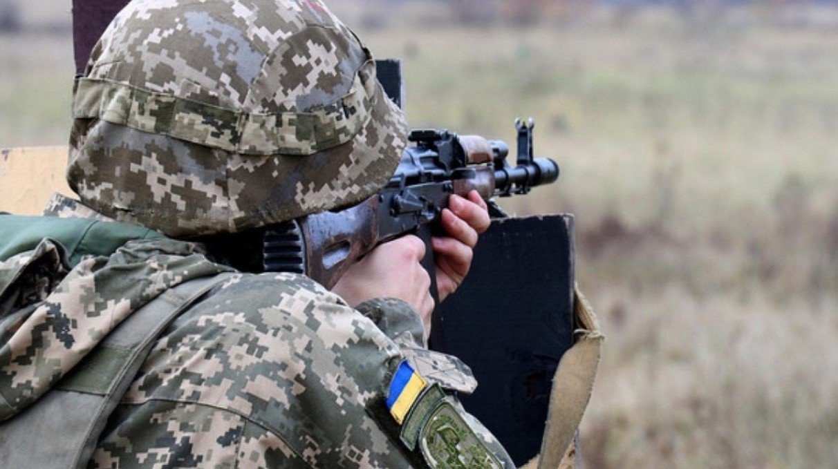 Что происходит у границ Украины и России и чего ожидать дальше. Интервью с военным экспертом