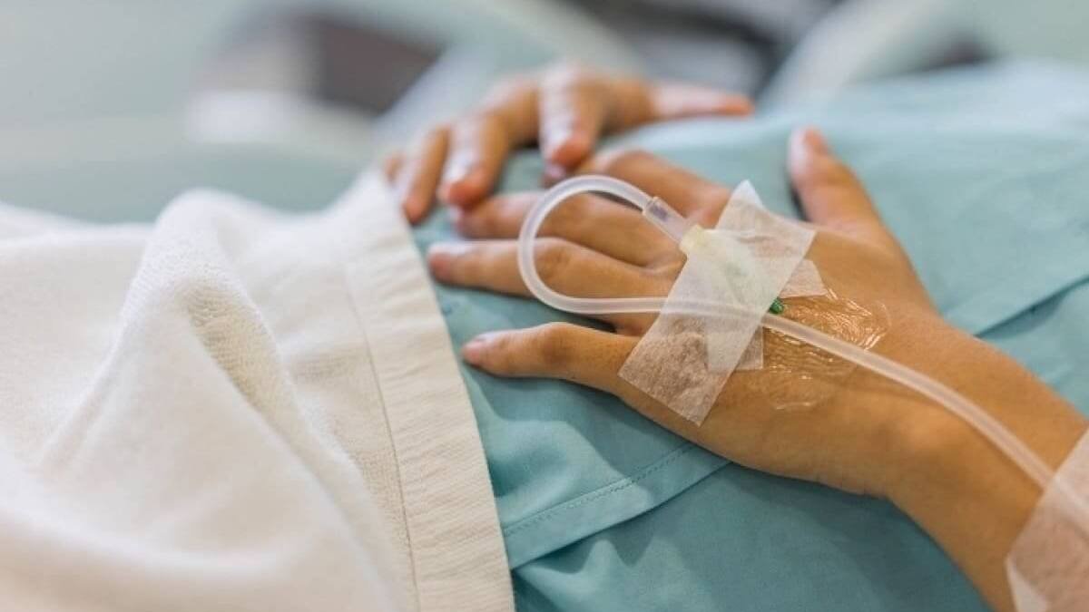 В больнице Кривого Рога умерла беременная, которую поджёг её 17-летний парень