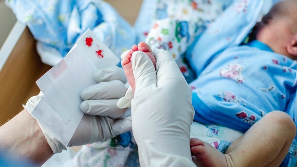 Здоров'я дітей: в Україні відкриють шість центрів для обстеження новонароджених