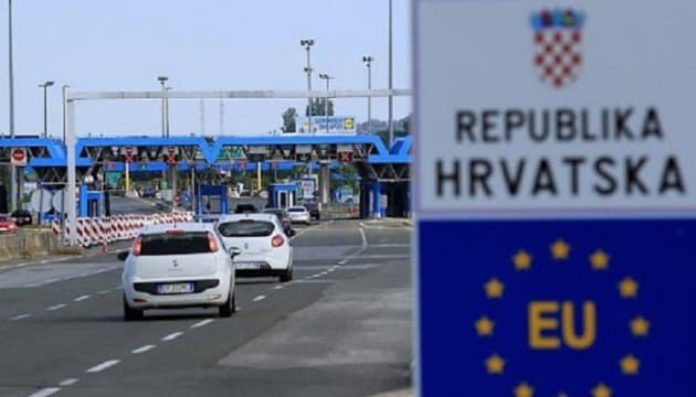 Хорватія пом'якшила правила в'їзду до країни