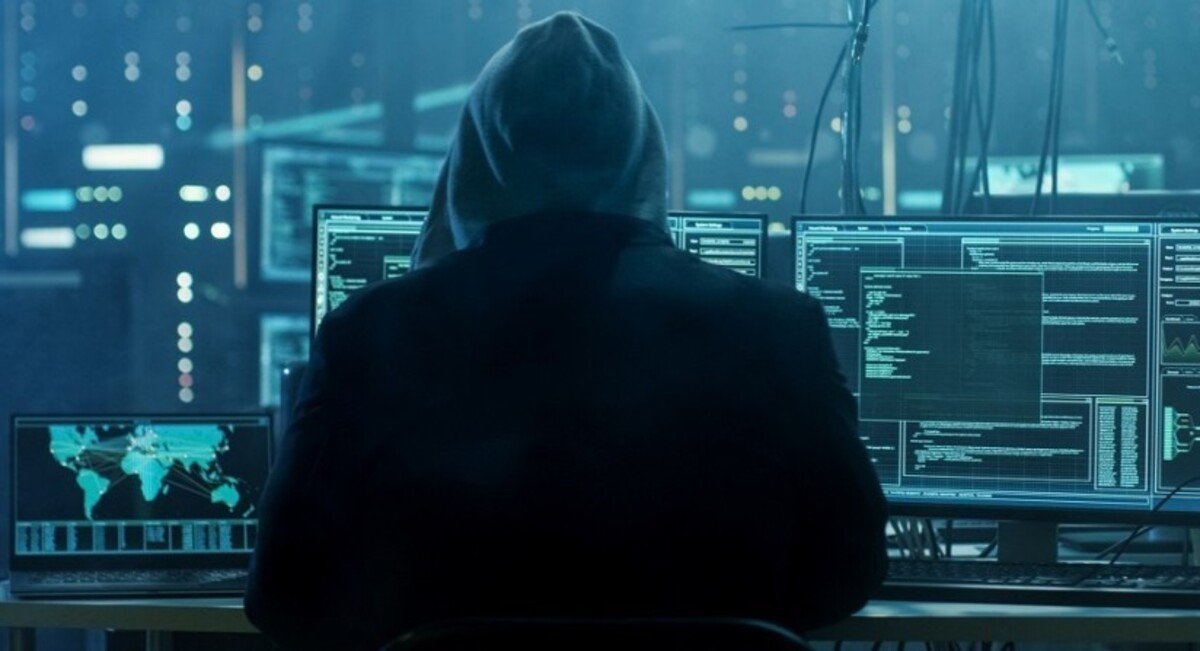 В Україні хакери викрадають цінну інформацію, впроваджуючи віруси під виглядом листів від силовиків