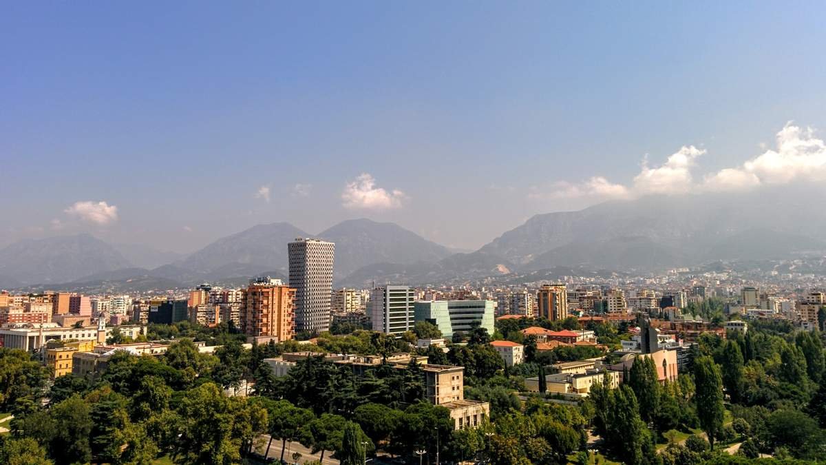 У Албанії для туристів скасували всі карантинні обмеження