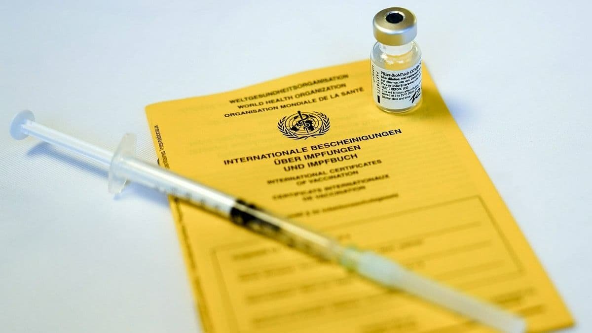 Які документи українці зможуть використовувати для підтвердження COVID-вакцинації