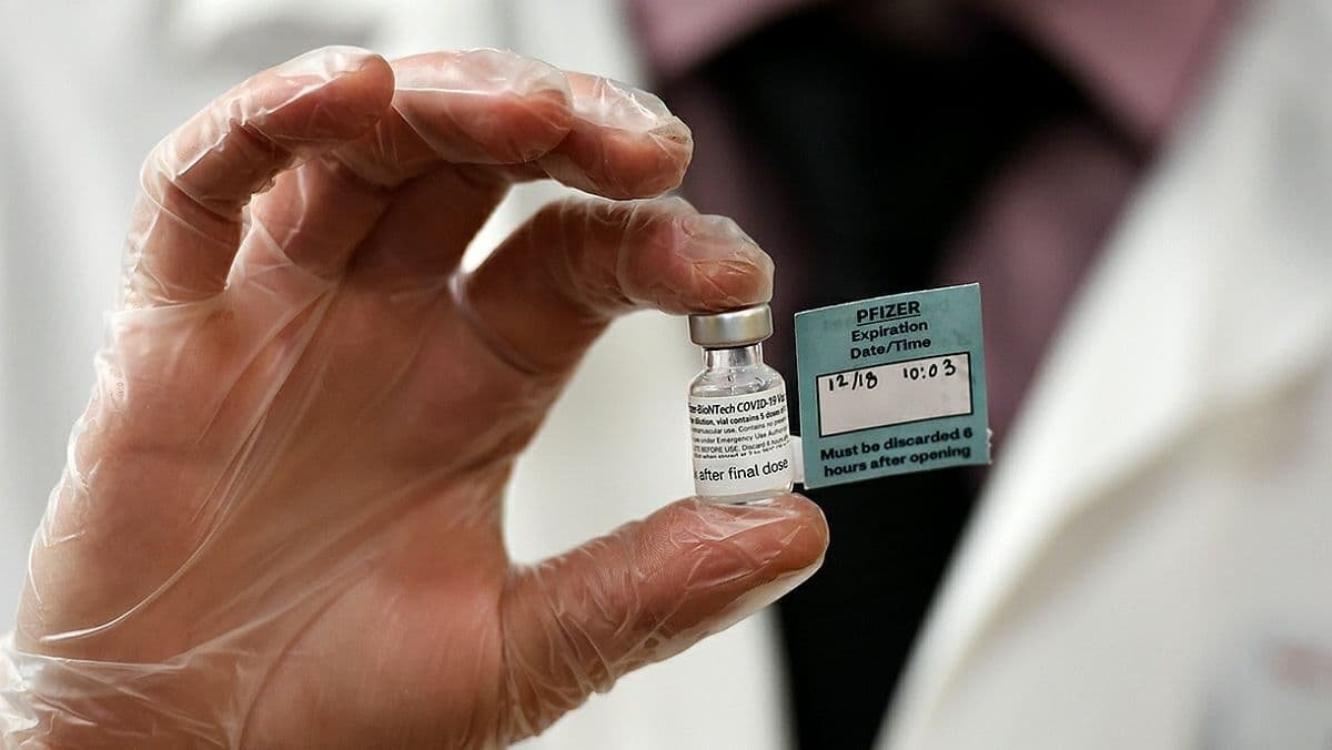 В Украину доставили ещё почти 67 тысяч доз COVID-вакцины Pfizer за государственные средства