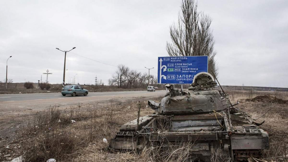 На оккупированном Донбассе боевики мобилизуют работников местных предприятий