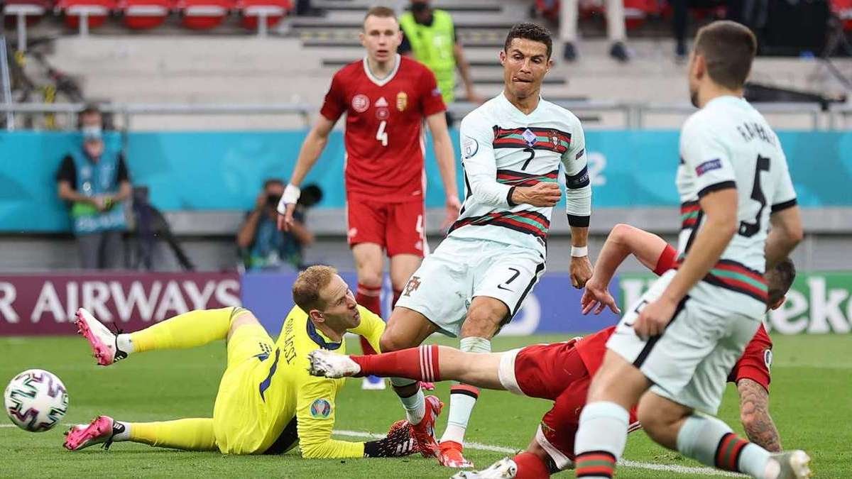 Португалия  за 8 минут разгромила Венгрию