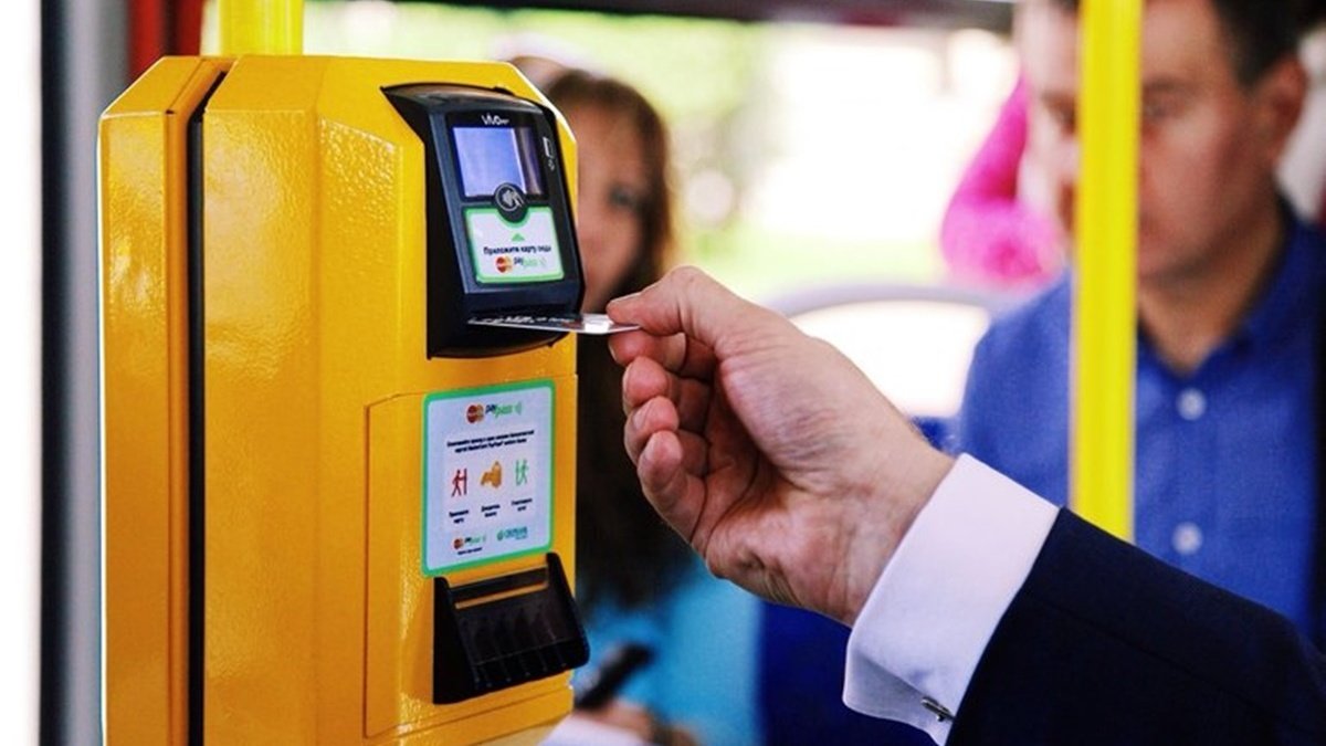 В Украине вводят электронные билеты в общественном транспорте