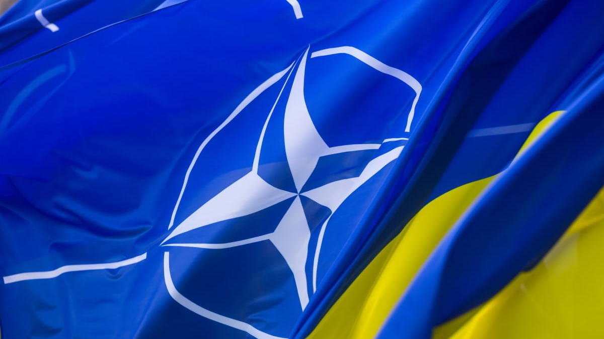 Обстрел британского эсминца в Чёрном море: Кулеба заявил о необходимости нового взаимодействия с НАТО
