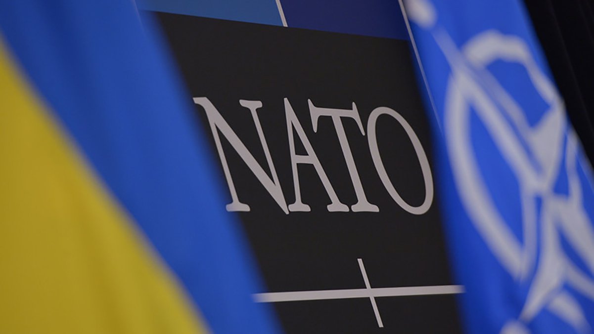 Украина будет основным союзником США в НАТО, а не вне Альянса — МИД