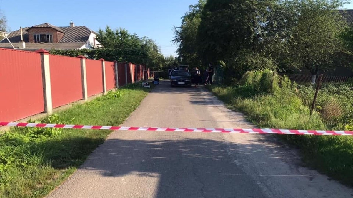Во Львовской области ранили таксиста: его нашли возле автомобиля