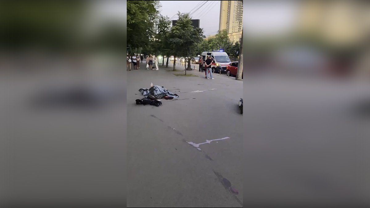 В Киеве на улице у мужчины разошлись послеоперационные швы: он умер от потери крови
