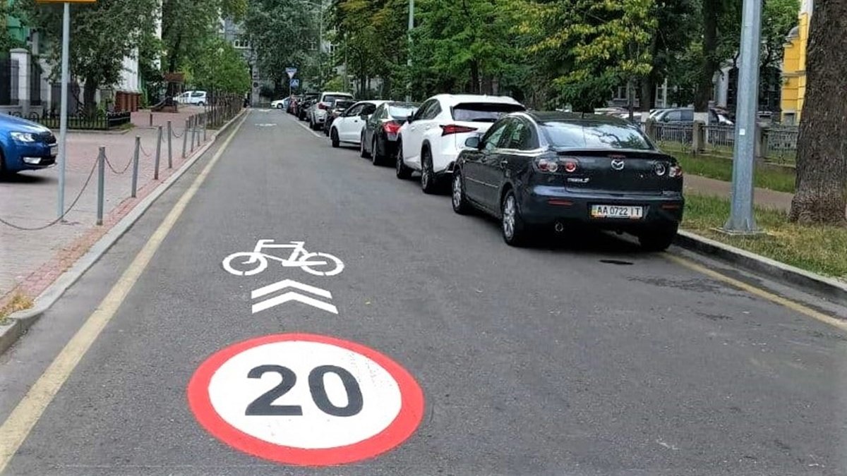В Киеве начали ограничивать скорость до 20 км/ч: причина