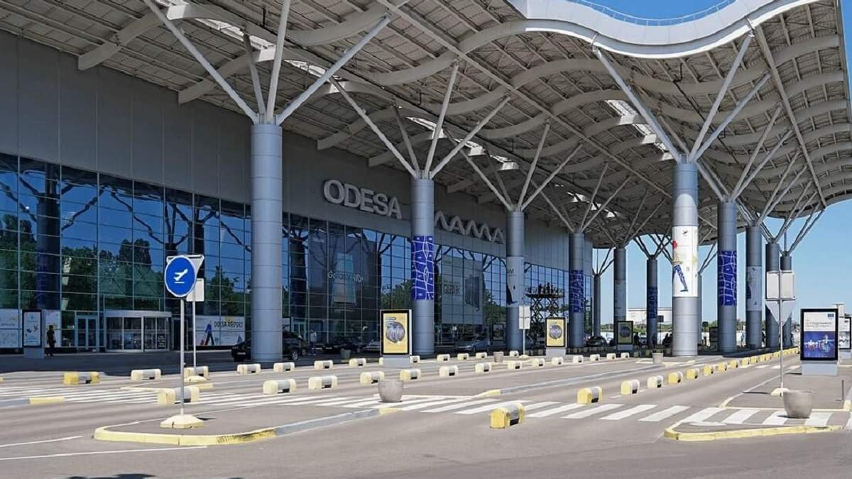 Одеський аеропорт скасував усі рейси на півтора дні: причина