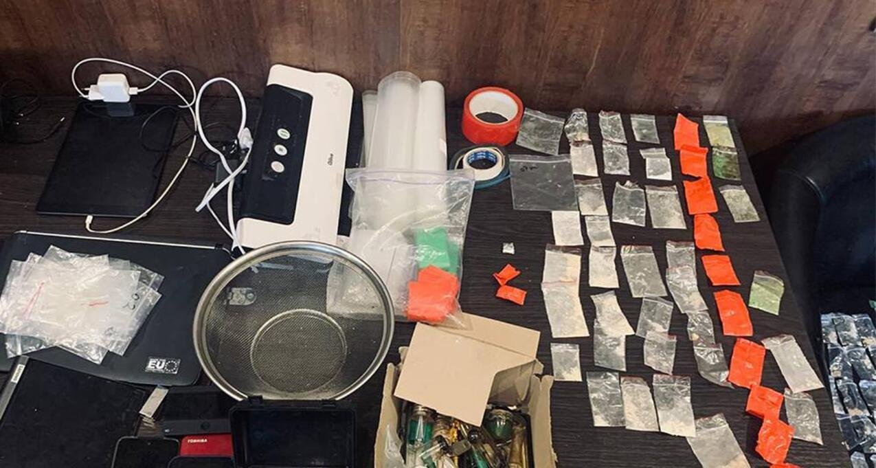 Полиция задержала группу наркоторговцев, продававших «товар» в Telegram по Украине