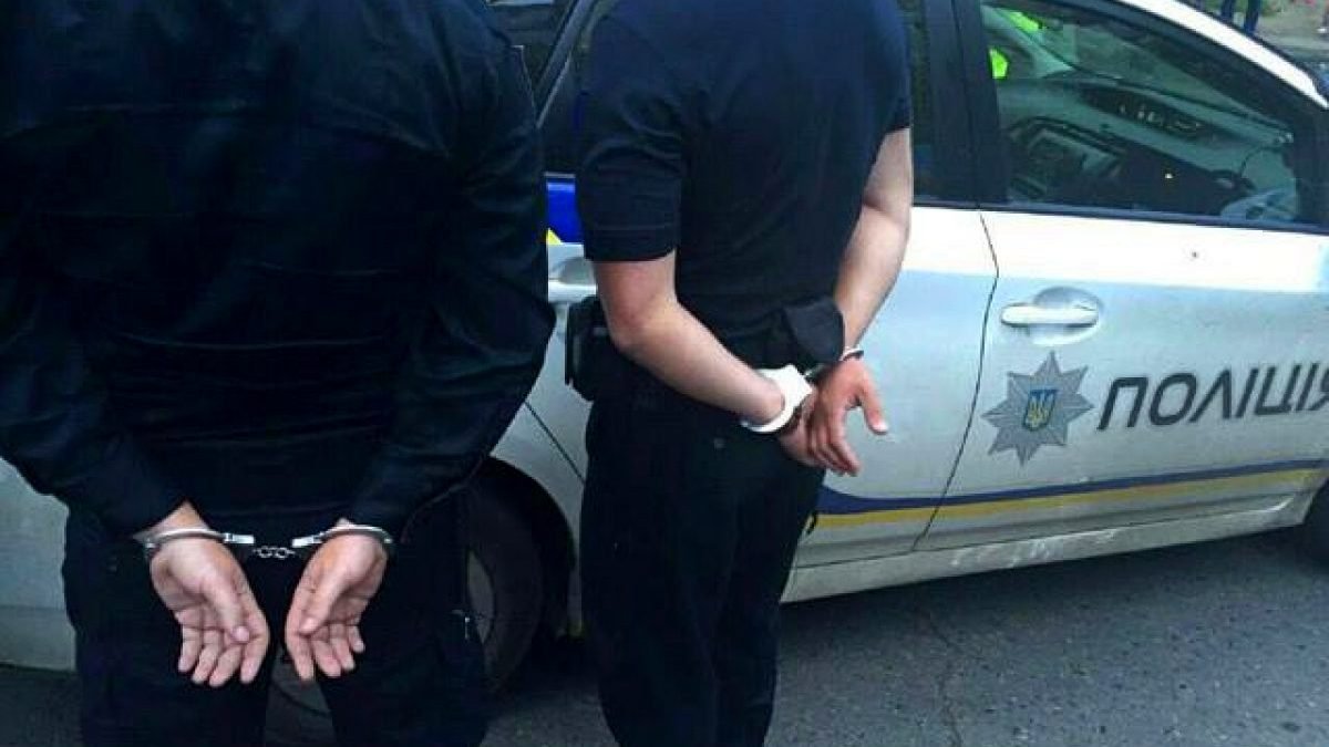 Два патрульных из Киева получили 5 лет тюрьмы за взятку