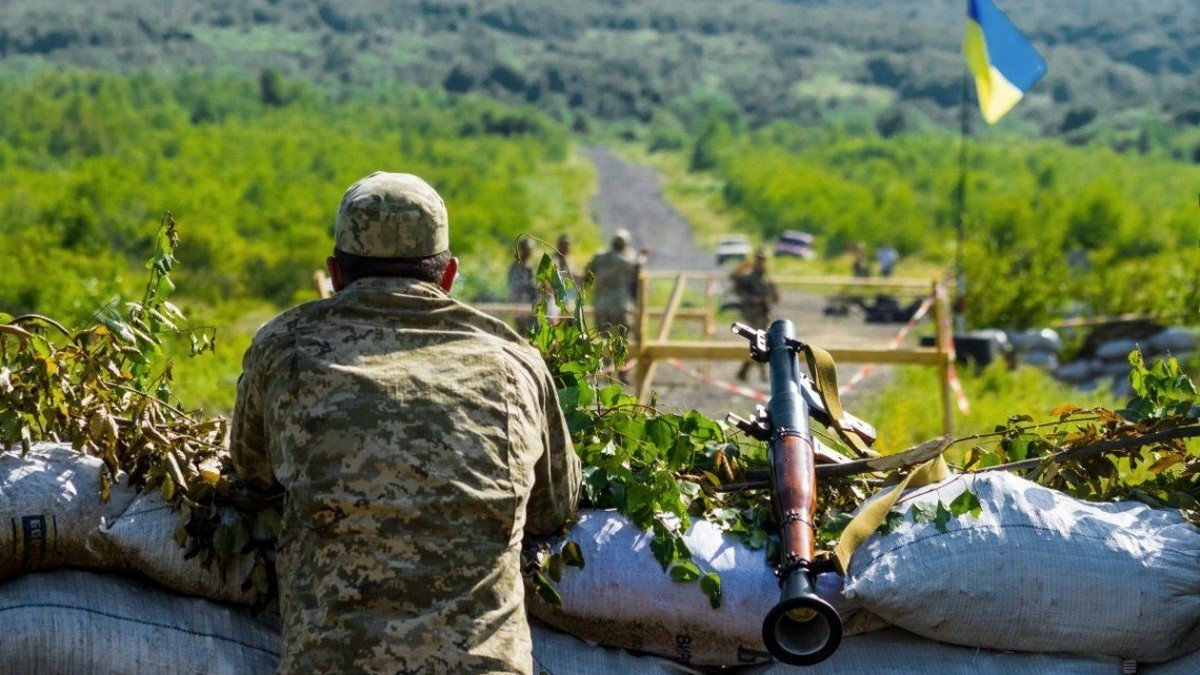 Боевики в ООС обстреляли украинские позиции и запустили беспилотник за линию разграничения