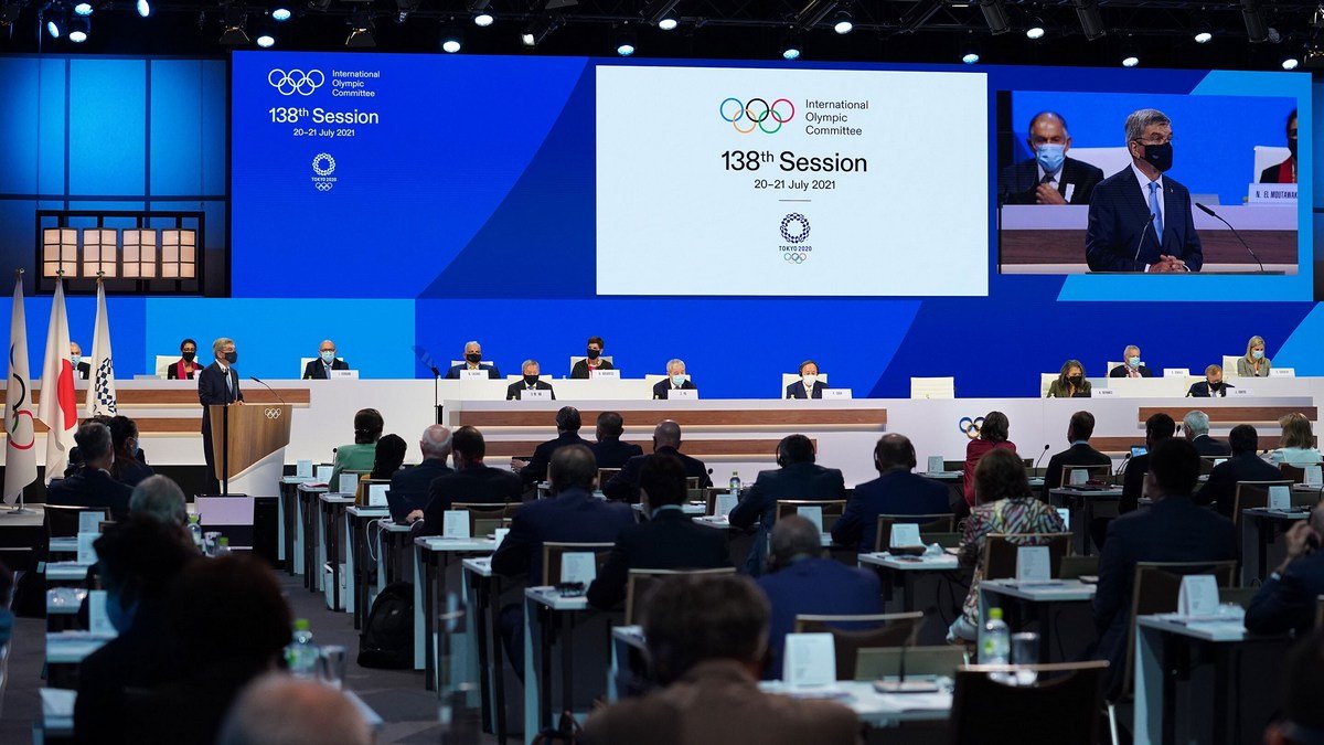 Международный олимпийский комитет впервые в истории изменил девиз Олимпиады