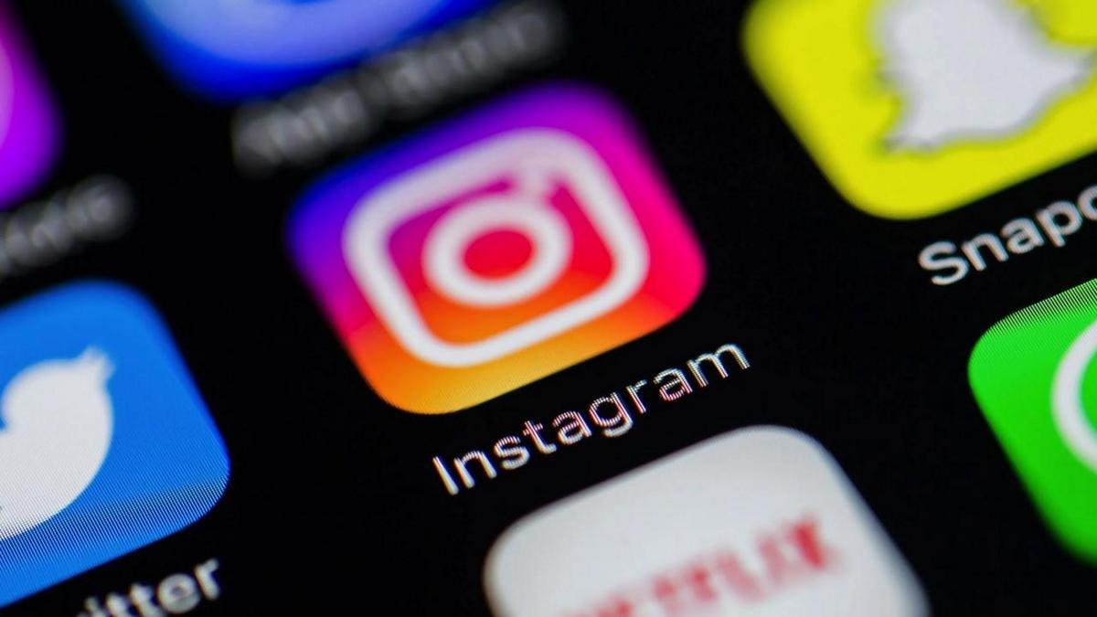 Instagram тепер може просити відеоселфі для ідентифікації користувачів
