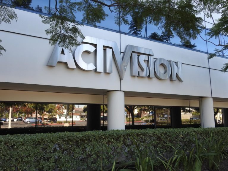 Калифорния подала иск на Activision Blizzard из-за условий труда женщин и сексуальных домогательств