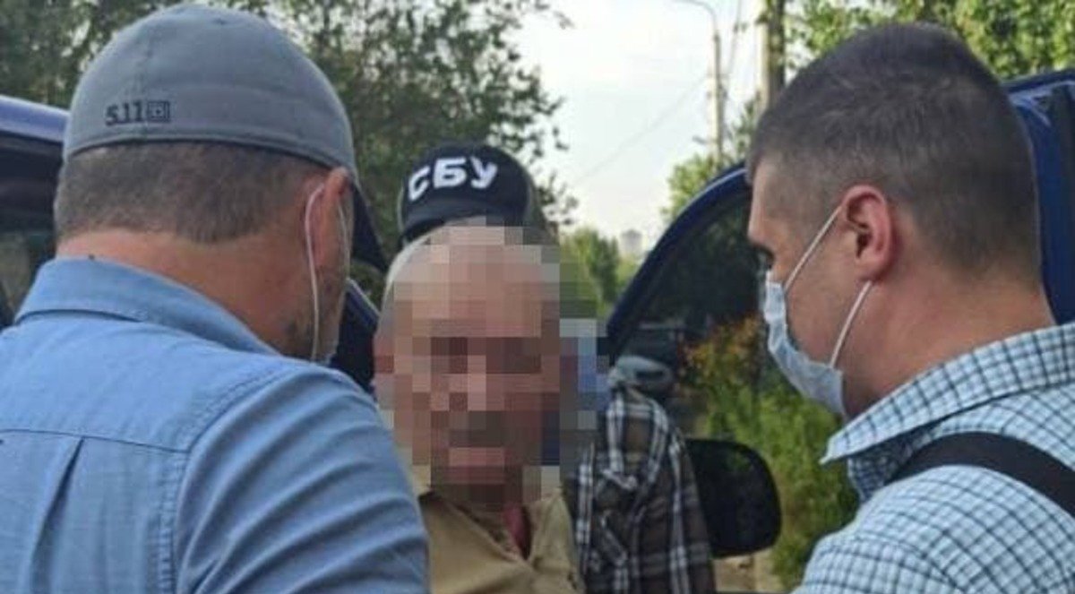 Підривали саморобні бомби на вулицях: в Києві за тероризм засудять двох чоловіків