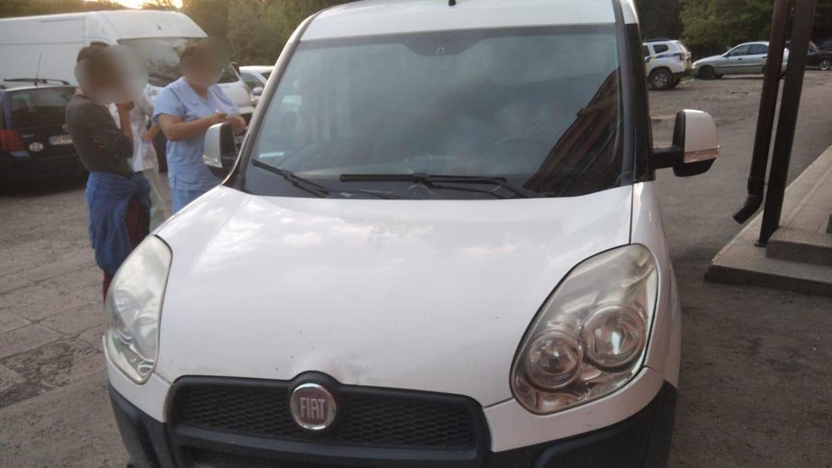 На Закарпатье водитель Fiat Doblo сбил 2-летнего ребёнка. Девочка умерла в реанимации