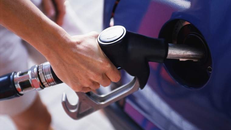 АЗС подняли стоимость топлива после изменения предельных наценок