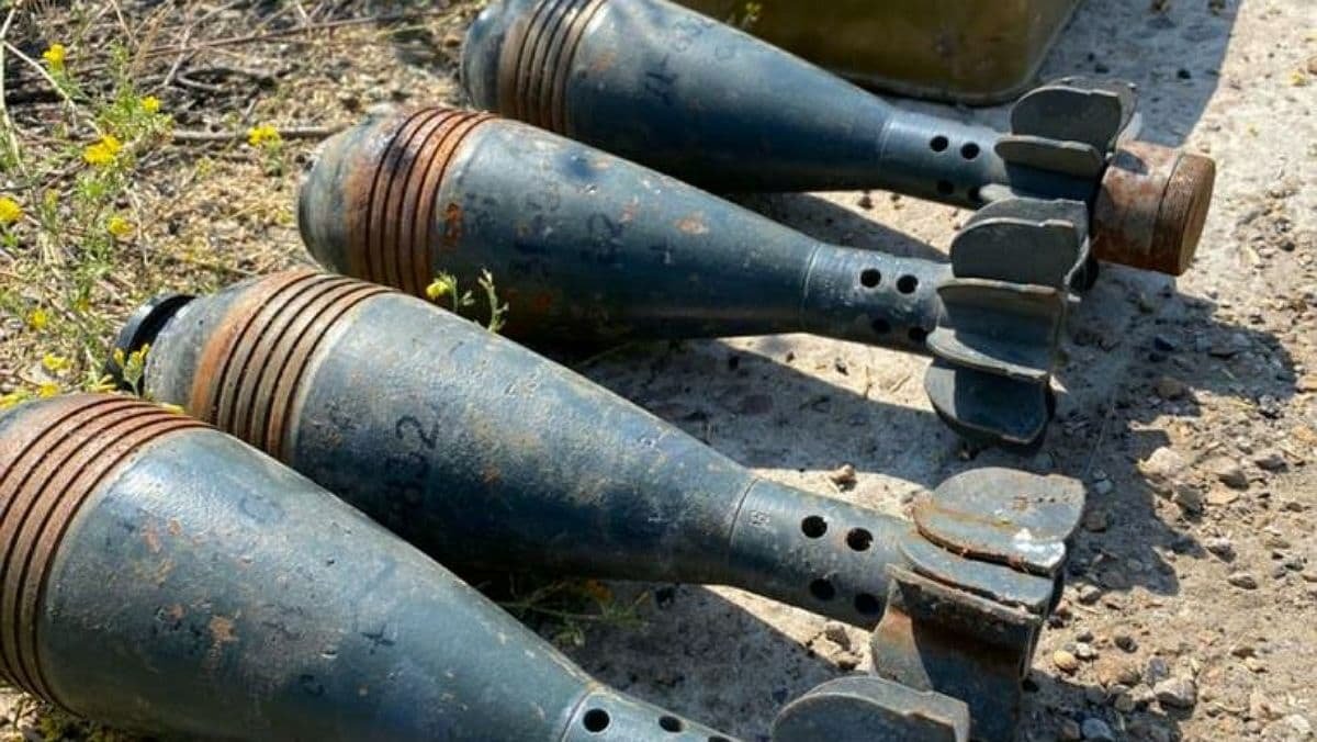 В Донецкой области пограничники обнаружили схрон боеприпасов