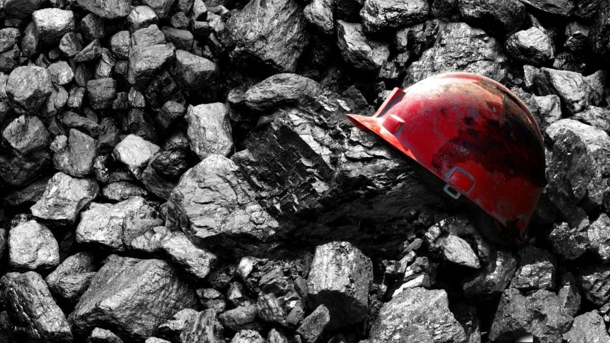 Один робітник, який постраждав від вибуху на шахті в Донецькій області, помер у лікарні