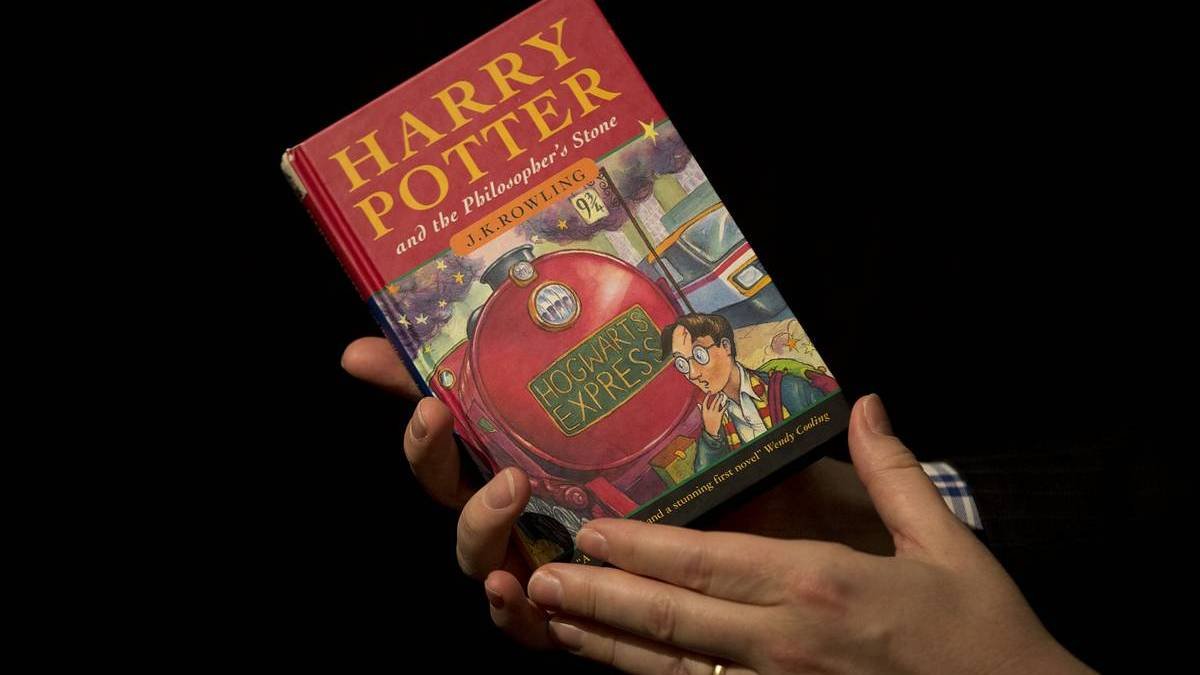 Первое издание книги о Гарри Поттере продали на аукционе почти за 3 миллиона гривен