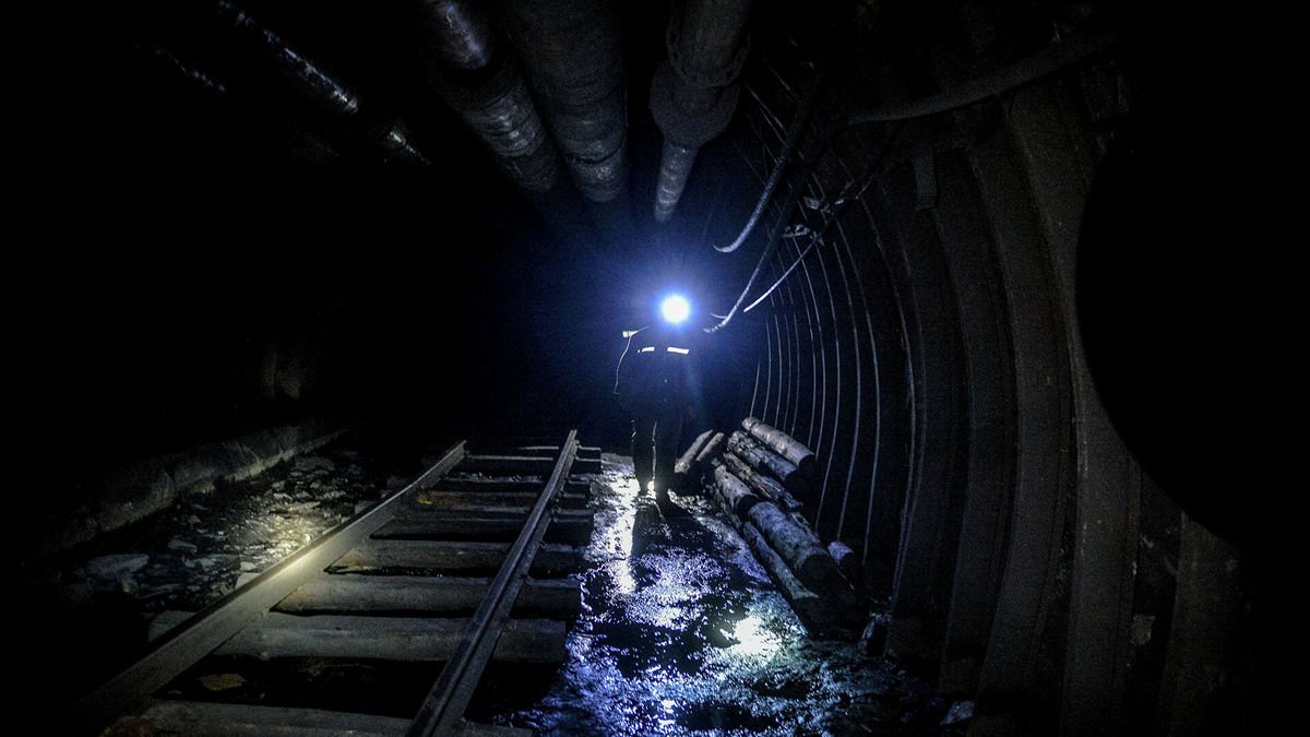 Взрыв метана на шахте в Донецкой области: как себя чувствуют пострадавшие горняки