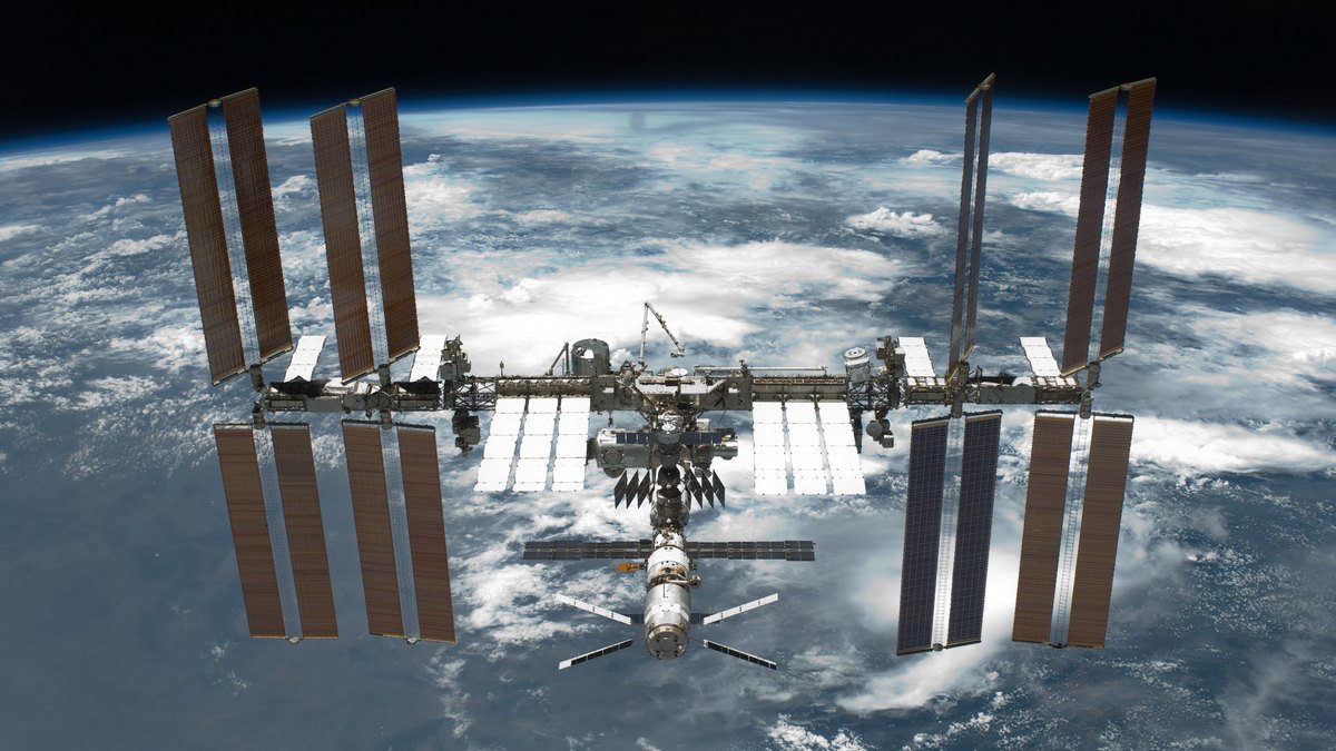 Після спроби "зламати" МКС Росія заявила про плани побудувати свою орбітальну станцію