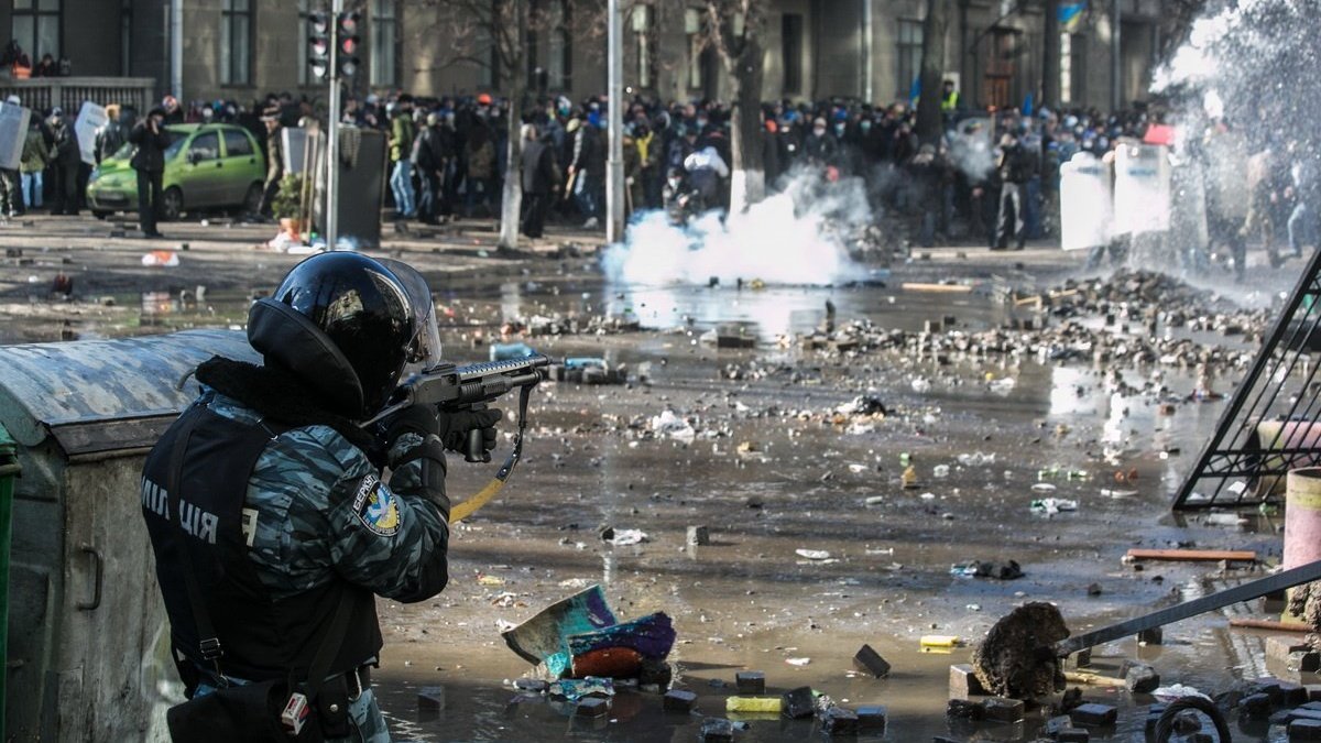 Жорстокий розгін і розстріли на Майдані: суд дозволив заочне розслідування відносно Януковича
