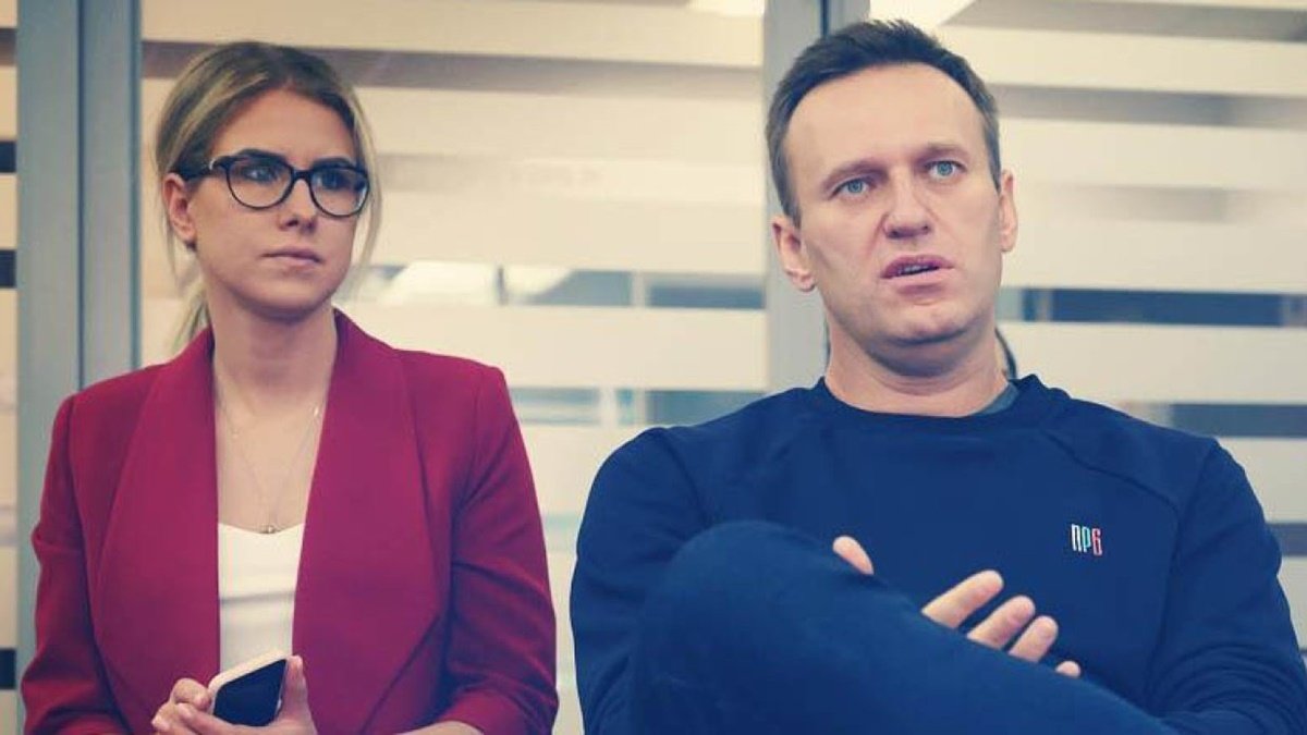 Соратницю Навального засудили до півтора року обмеження волі
