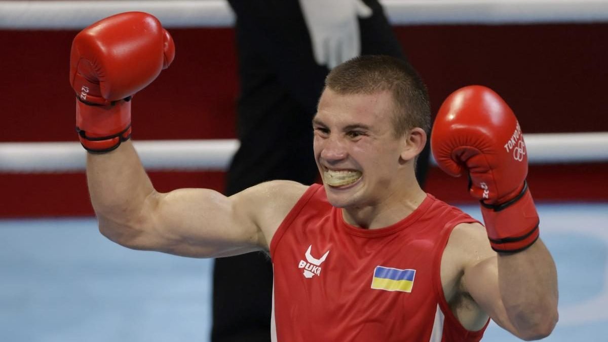 Украинский боксер Александр Хижняк вышел в финал на Олимпиаде в Токио