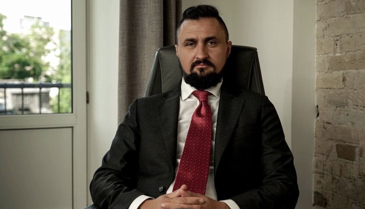 Новим главою "Укрзалізниці" може стати екс-менеджер компанії Ахметова