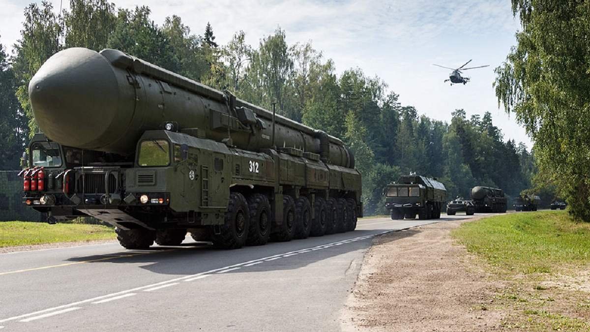 Украина обеспокоена возможностью ядерной угрозы из оккупированного Россией Крыма - Резников