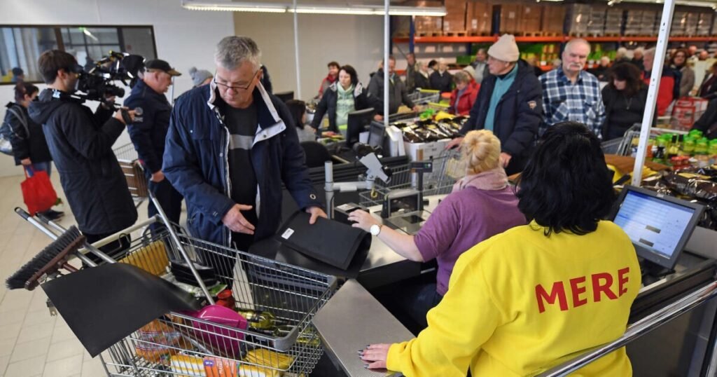 Российская сеть супермаркетов перезапустилась в Украине: в СНБО это называли "невозможным"