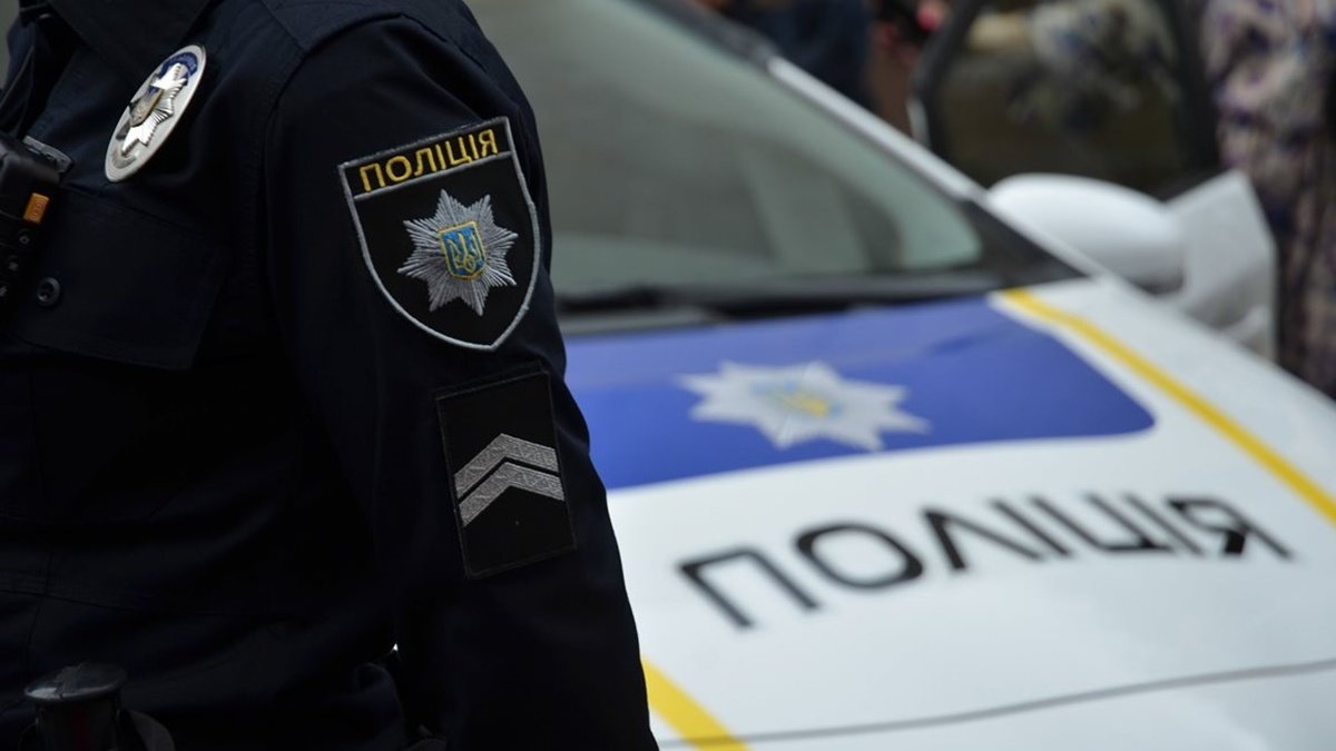 Экс-полицейский из Киева четыре года не ходил на работу и получал зарплату