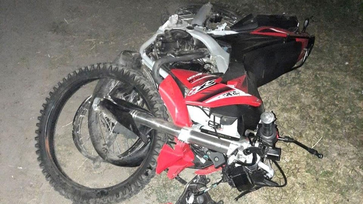В Ровенской области столкнулись мотоциклы: 15-летний парень умер в скорой, еще двое находятся в больнице