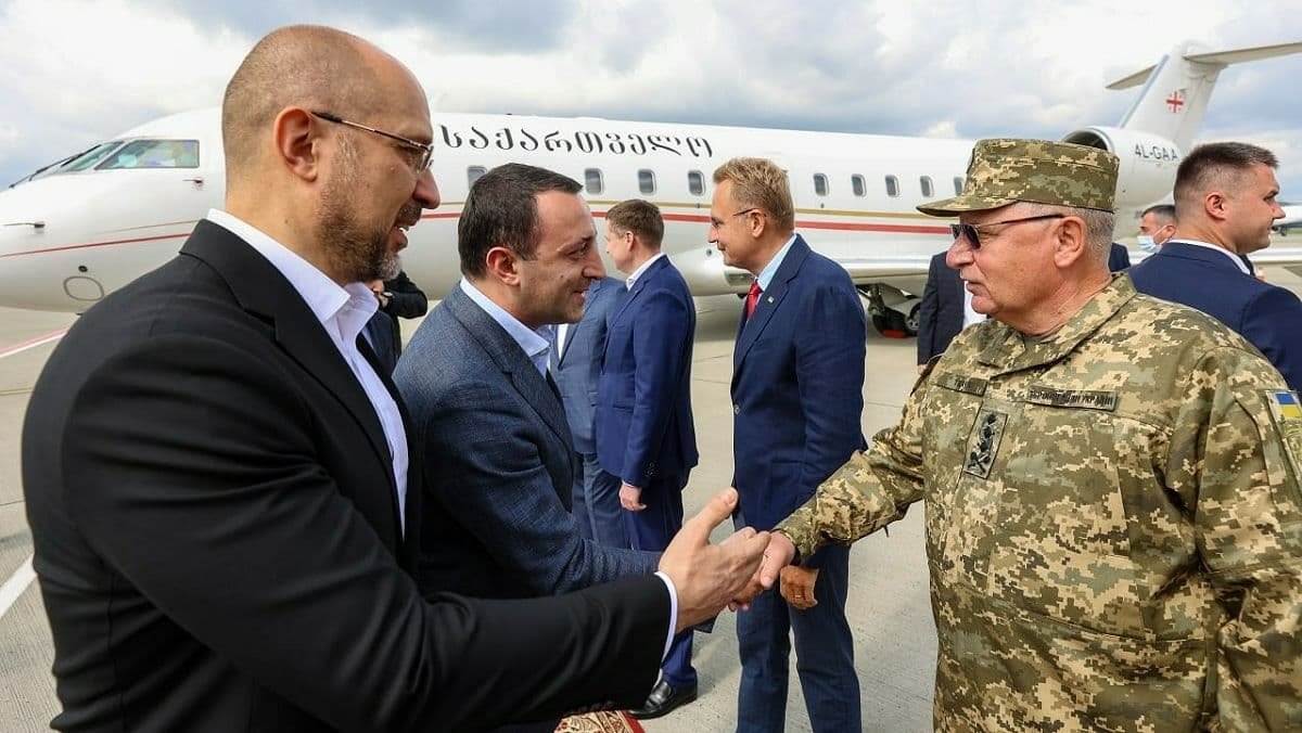 Премьер-министр Грузии прибыл в Украину с рабочим визитом