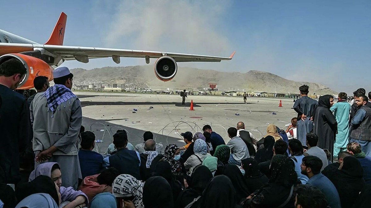 В аэропорту Кабула открыли стрельбу: есть погибший и раненные